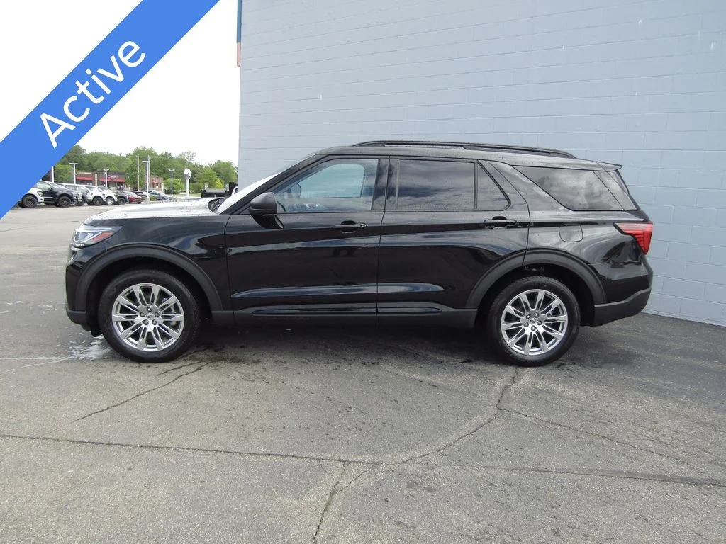 New 2026 Agate Black Metallic Ford Active image 2