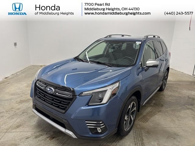 2023 Subaru Forester Touring's photo