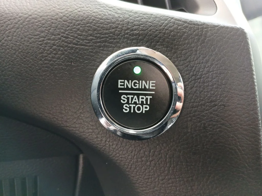 Used 2022 White Ford SEL image 17