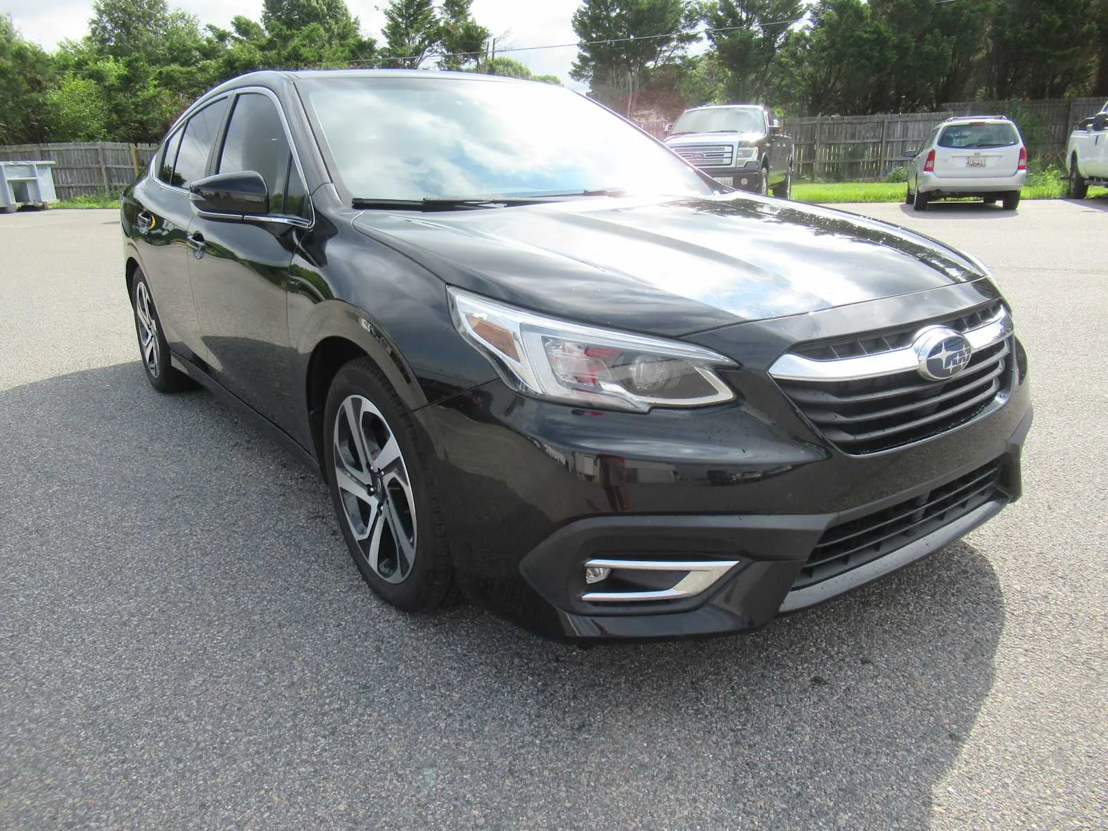 Used 2022 Crystal Black Silica Subaru Limited image 3