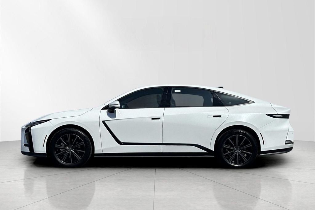 New 2026 Ultra White Lexus ES 350e PREMIUM image 2