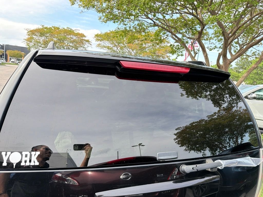 Used 2014 Black GMC Denali image 11