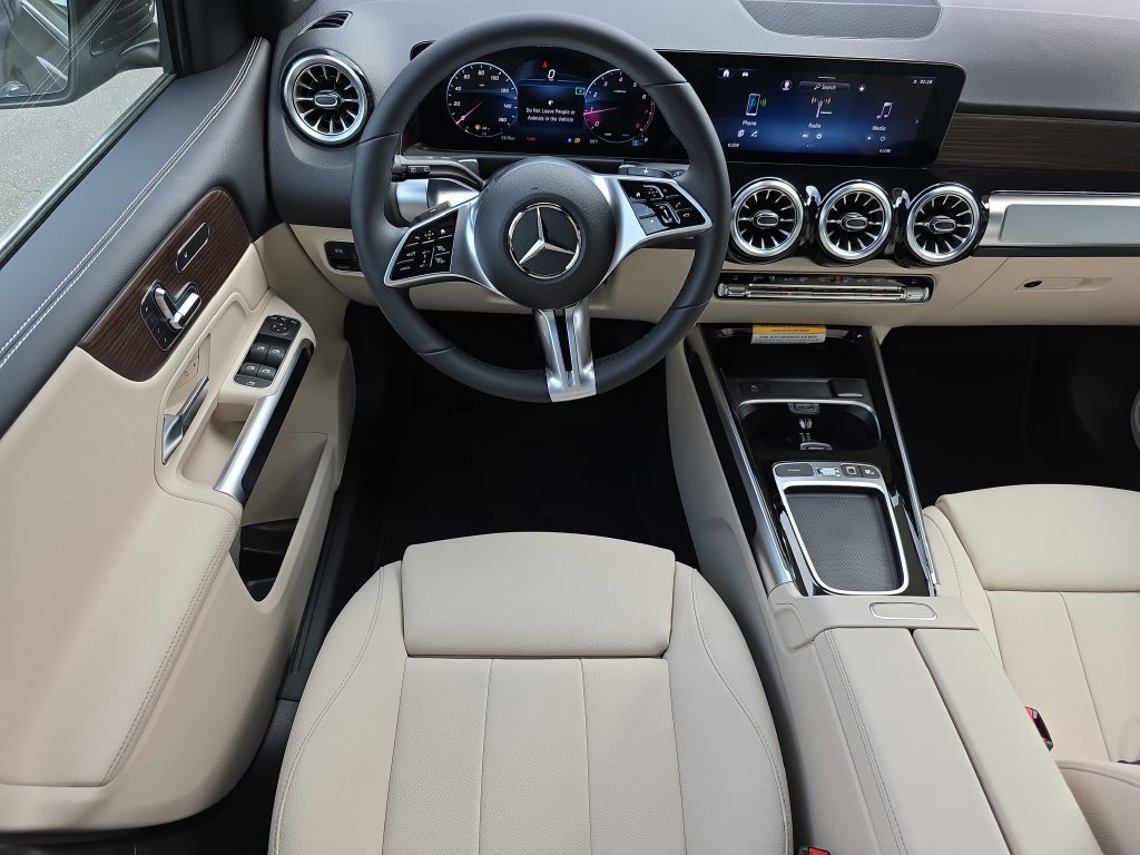 New 2026 Black Mercedes-Benz GLB 250 image 13