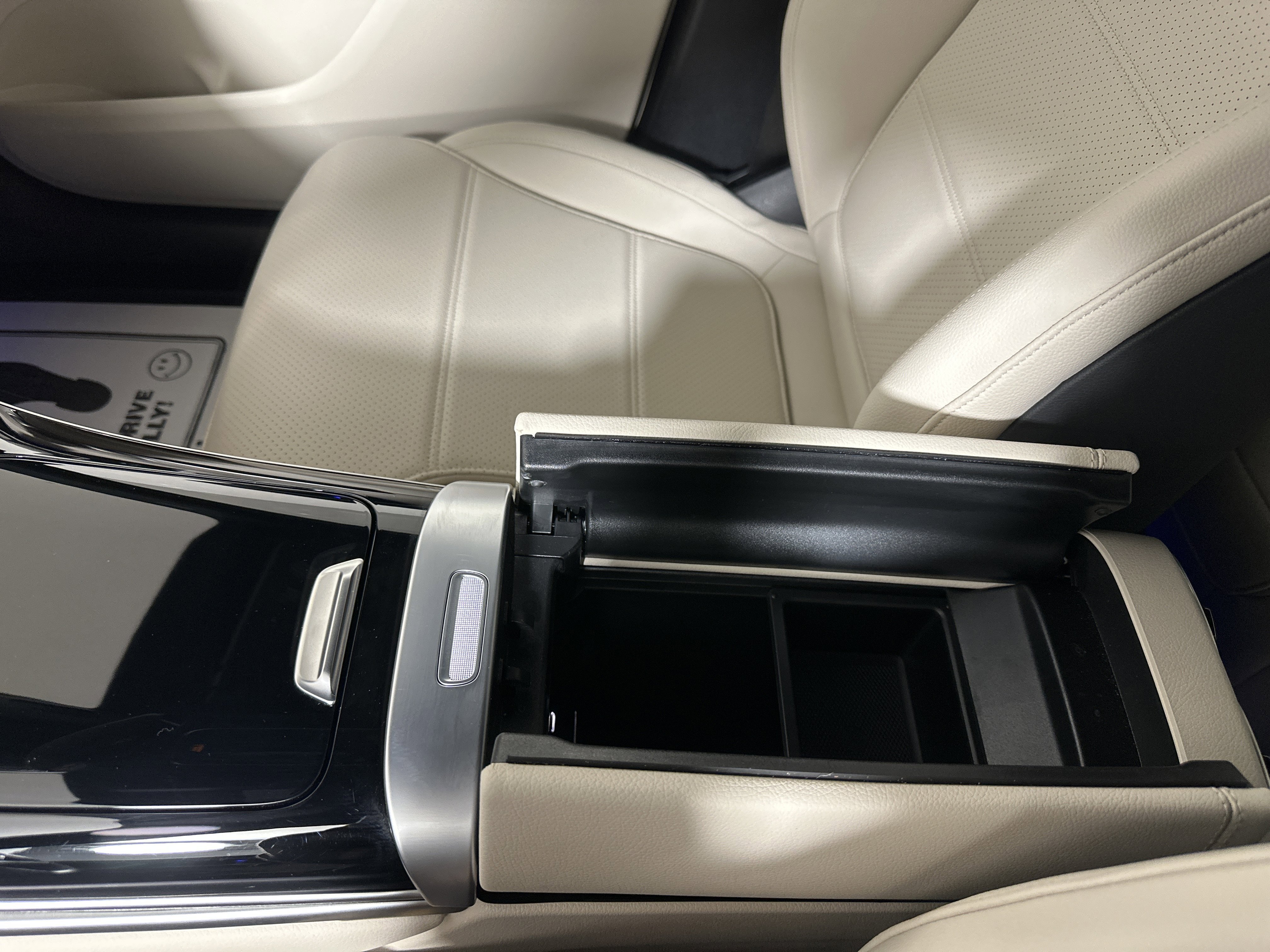 2025 Mercedes-Benz GLC Base - Photo 20