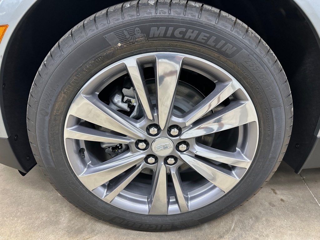 New 2026 Argent Silver Metallic Cadillac Premium Luxury image 39