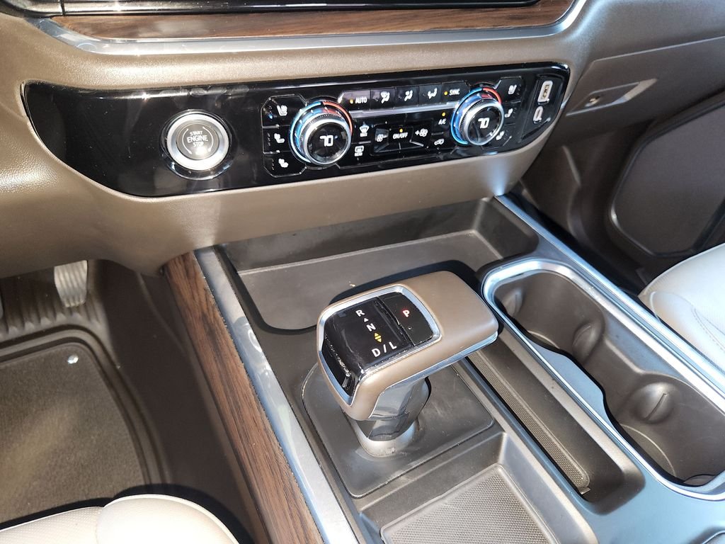 Used 2023 Blue GMC SLT image 18