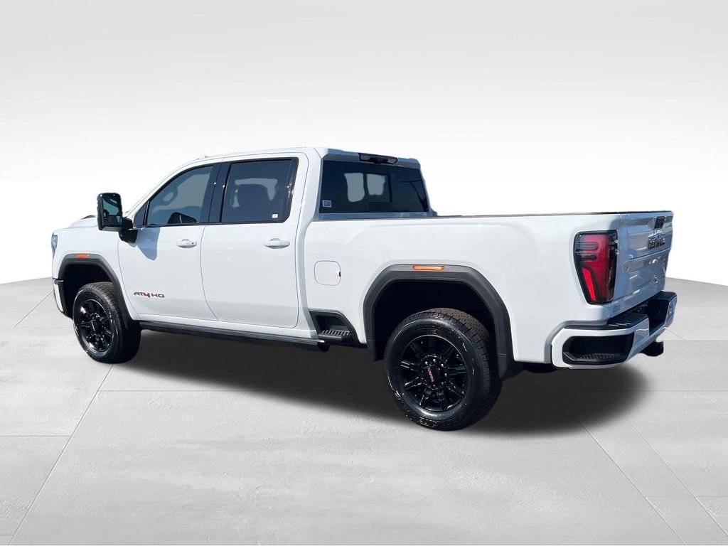 Used 2025 White GMC AT4 image 3