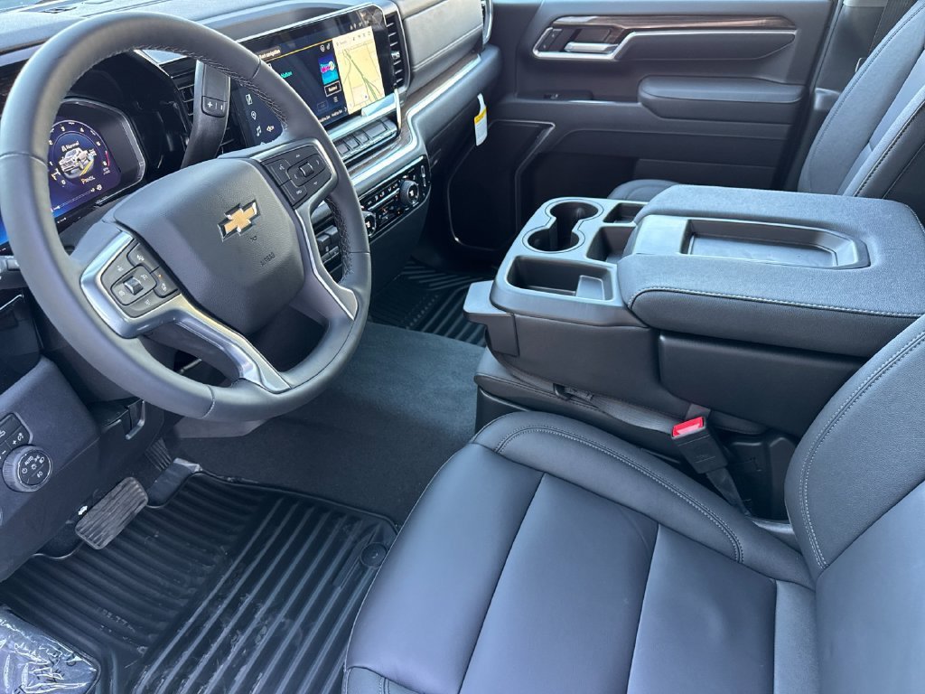 New 2026 Summit White Chevrolet LT image 9