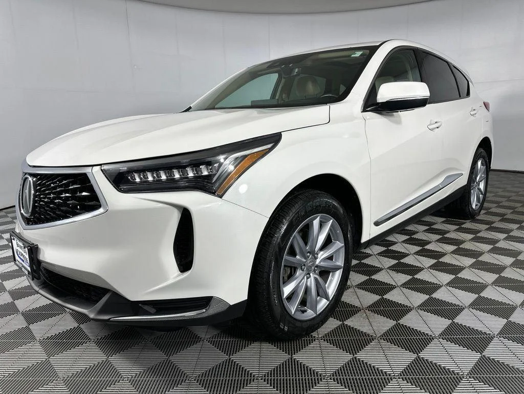 Used 2023 Platinum White Pearl Acura SH-AWD image 4