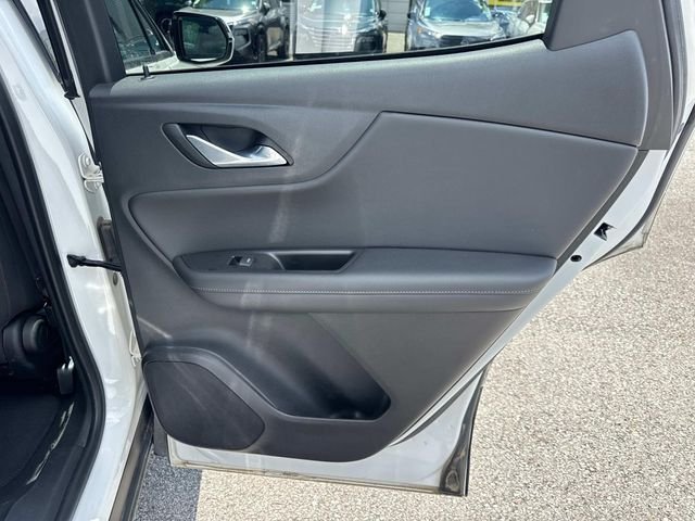 Used 2021 White Chevrolet LT image 21