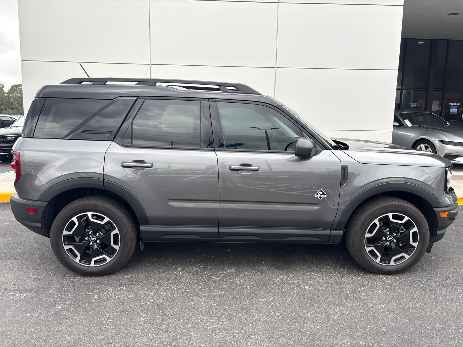 Used 2023 Gray Ford Outer Banks image 3