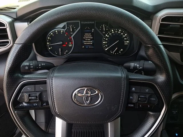 Used 2024 White Toyota SR5 image 17