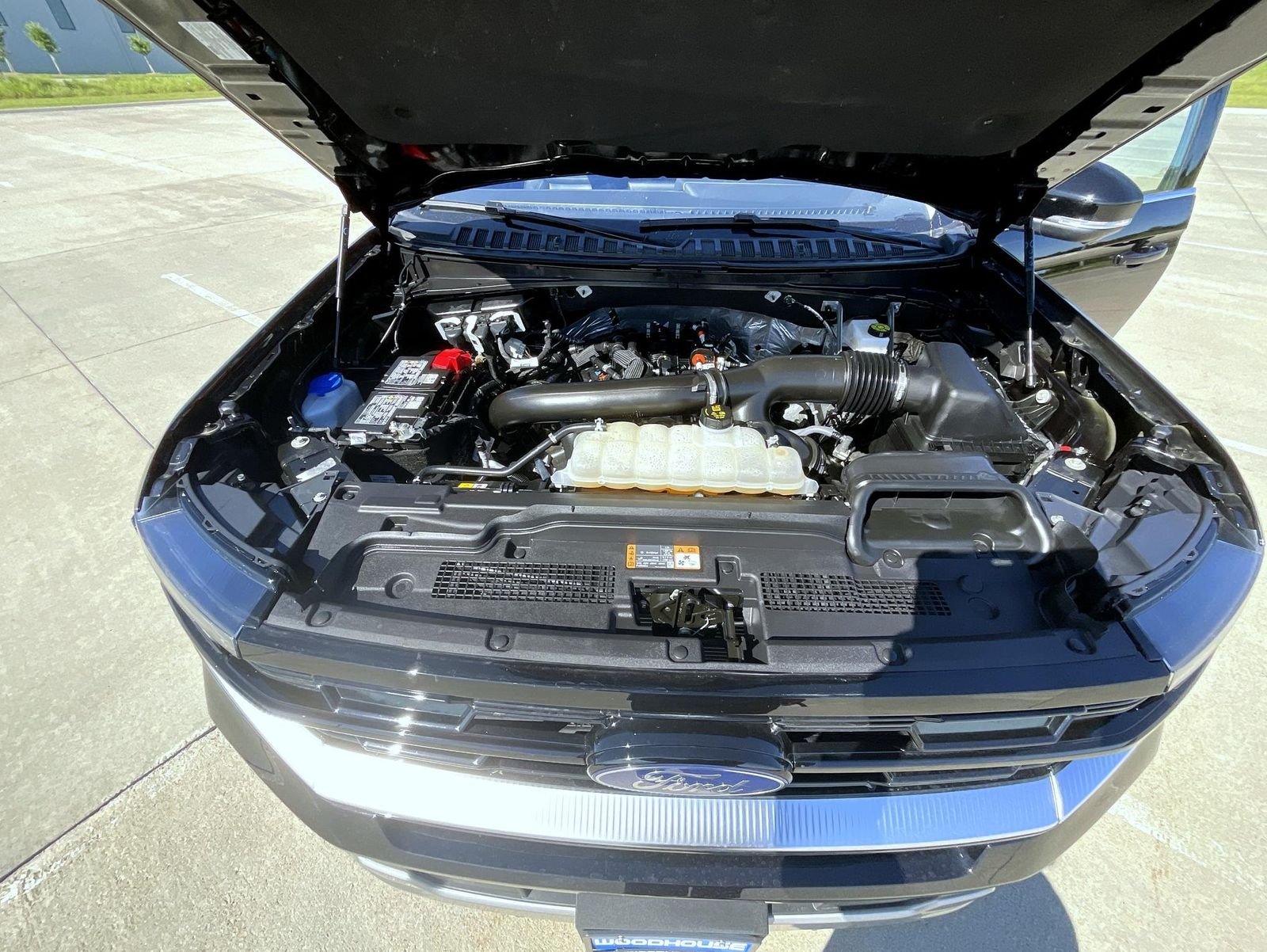 Used 2025 Black Ford Platinum image 26