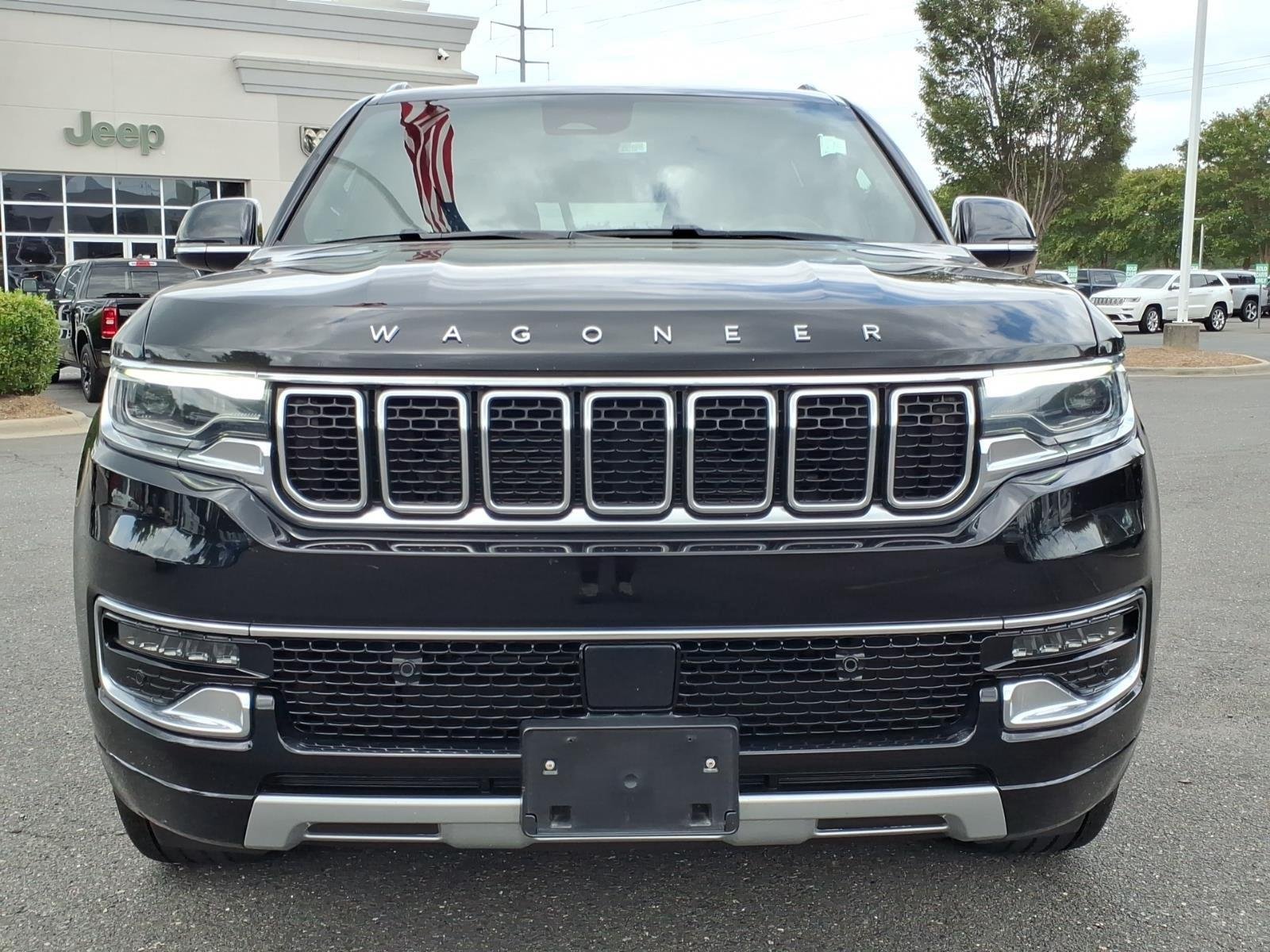 Used 2024 Diamond Black Crystal Pearlcoat Jeep Series II image 13