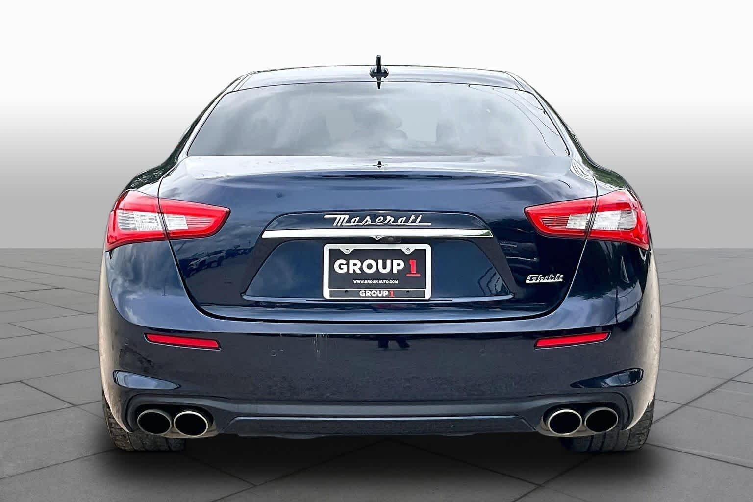 Used 2019 Rosso Folgore Mica Maserati GranLusso image 5