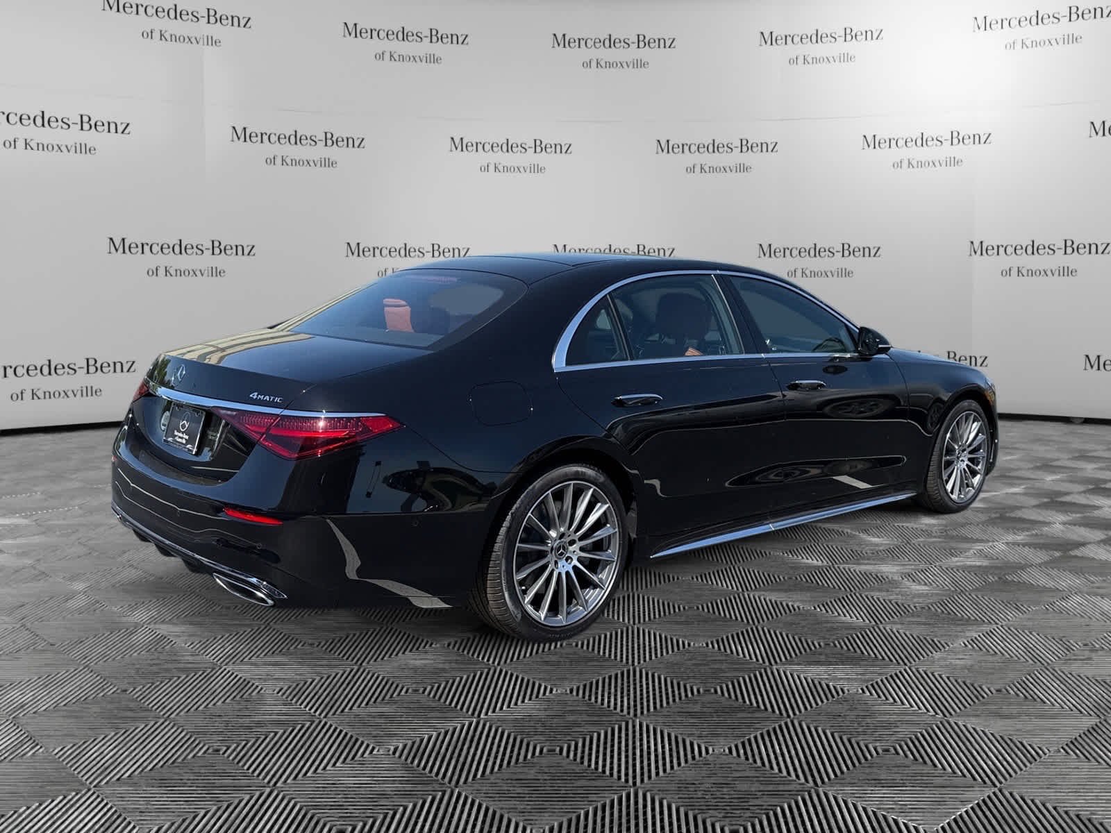 New 2026 Obsidian Black Metallic Mercedes-Benz S 580 image 5