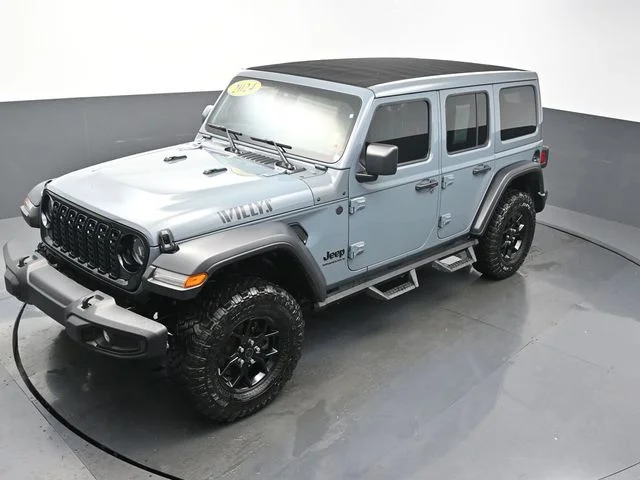 Used 2024 Gray Jeep Sport image 43