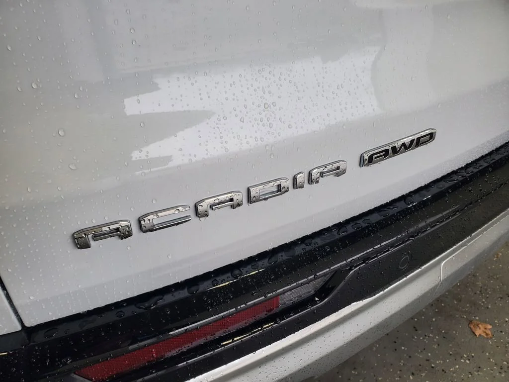 2026 GMC Acadia Denali - Photo 30