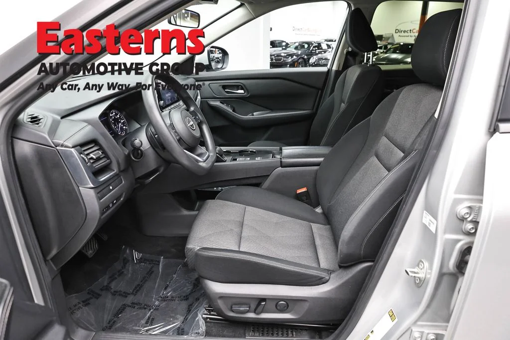 Used 2024 Silver Nissan SV image 13