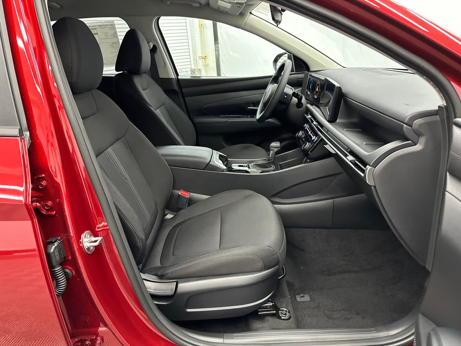 2025 Hyundai Tucson SEL - Photo 11