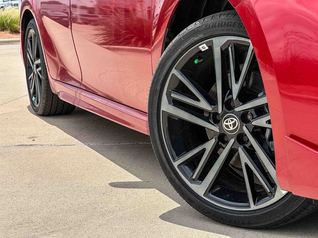 2026 Toyota Camry XSE - Photo 2