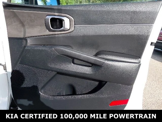 Used 2024 White Kia X-Line EX image 27