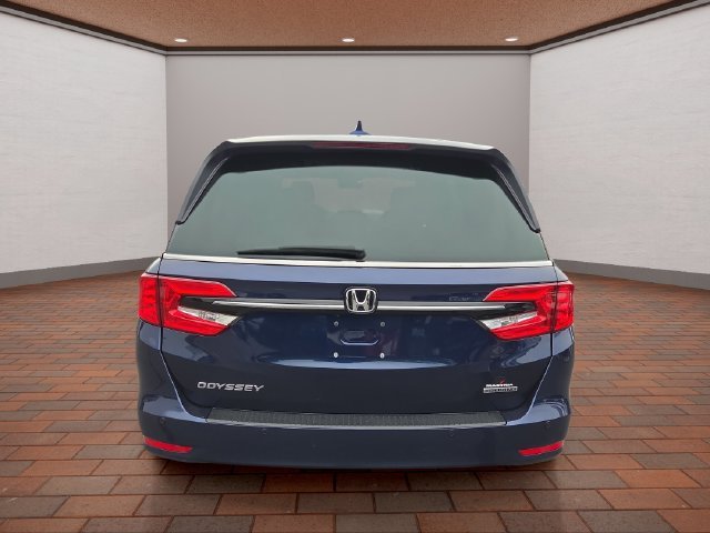 Used 2023 Obsidian Blue Pearl Honda Touring image 30