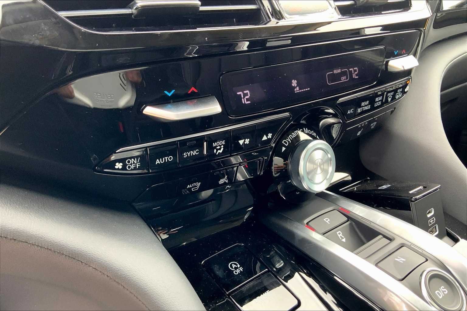 Used 2026 Platinum White Pearl Acura w/Technology Package image 20