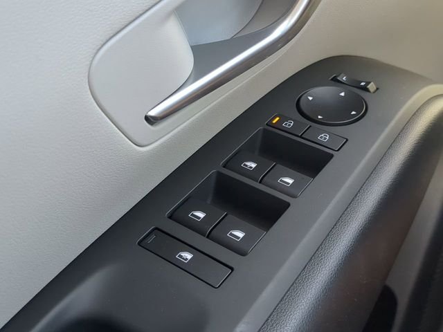 New 2025 Black Hyundai SE FWD image 49