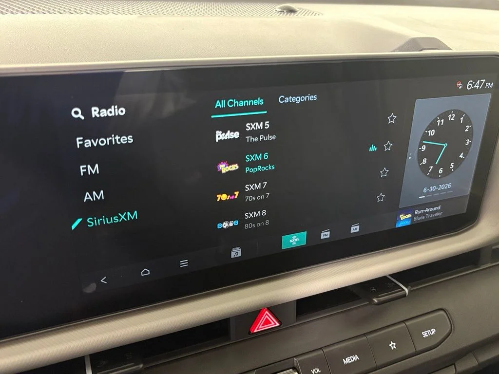 New 2027 Frost Blue / Black Roof Kia S image 24