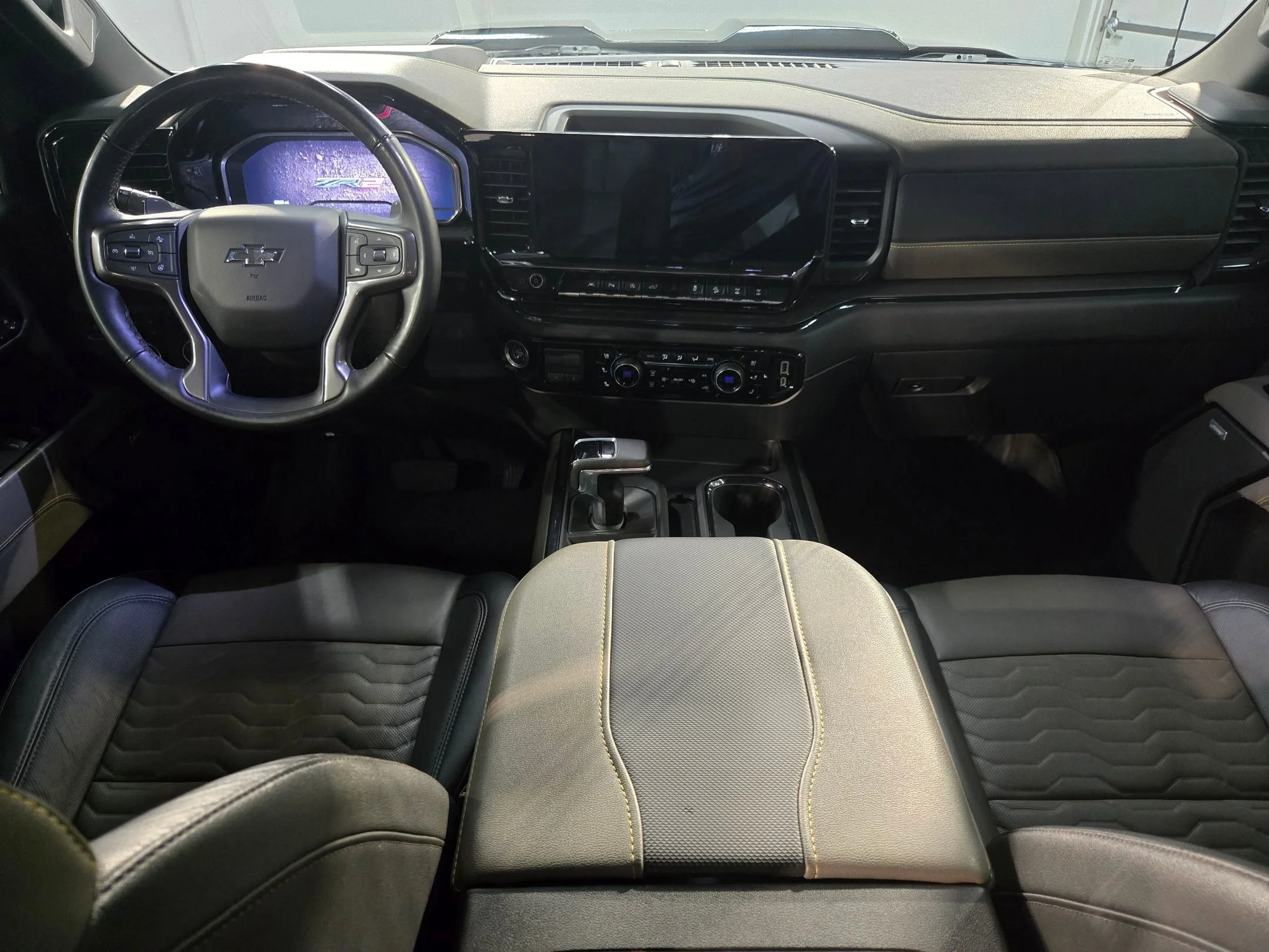 2024 Chevrolet Silverado 1500 ZR2 - Photo 10