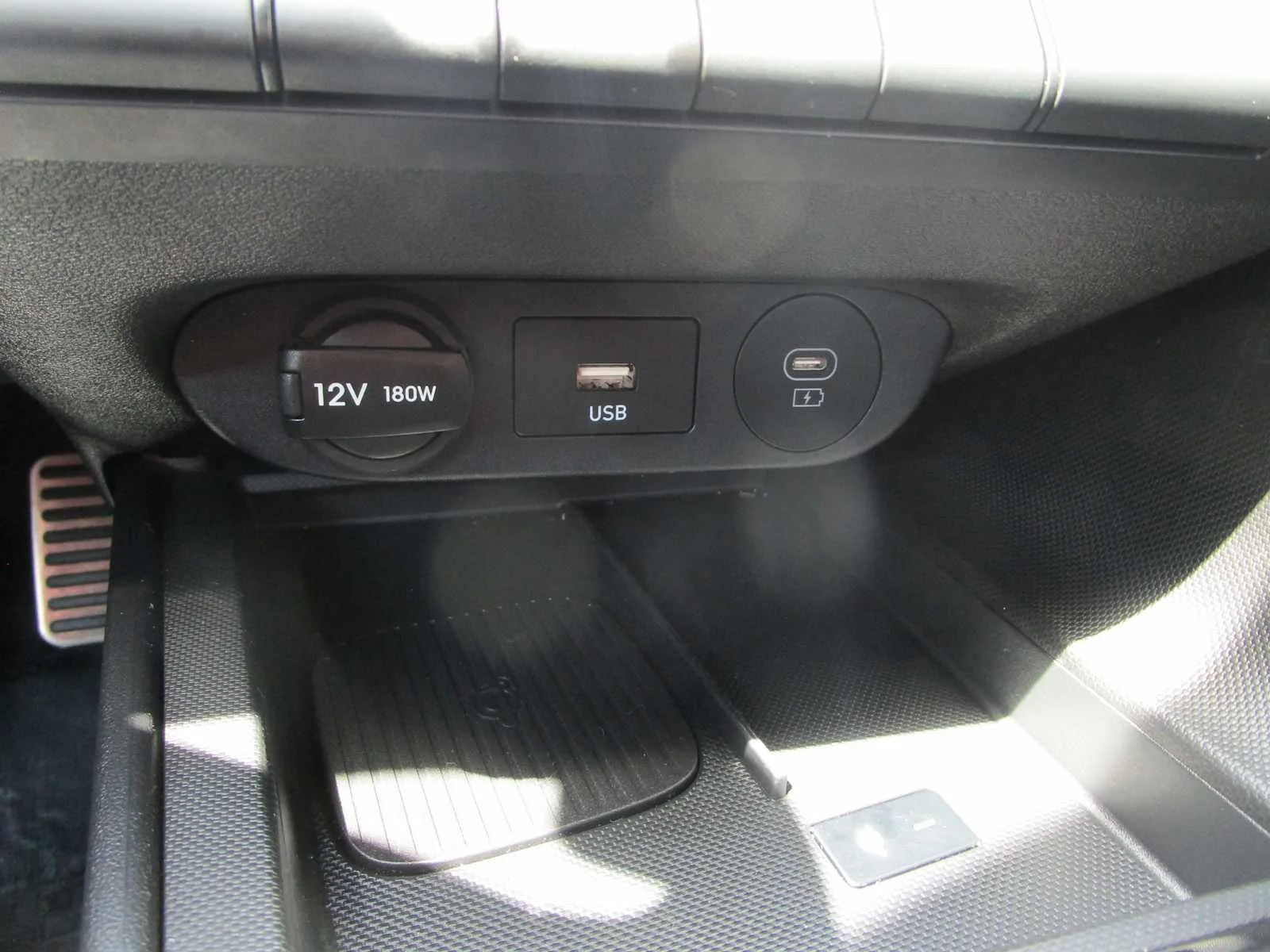Used 2025 Serenity White Hyundai SEL Sport image 19