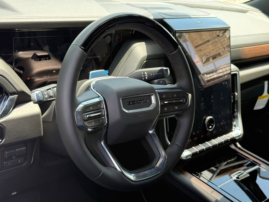 2026 GMC Yukon XL Denali - Photo 16