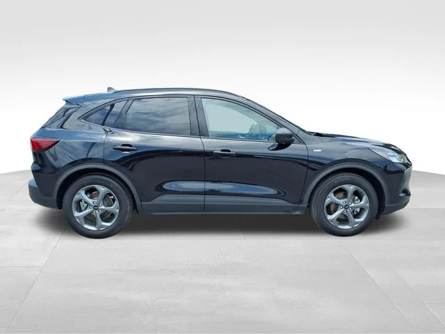 Used 2025 Black Ford ST-Line image 12