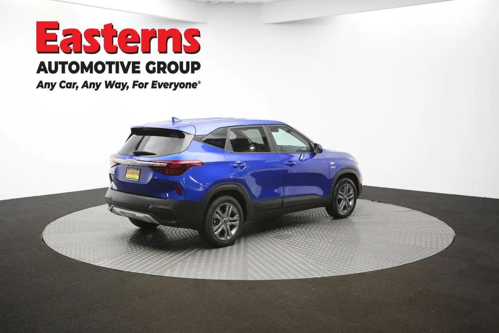 Used 2022 Blue Kia LX image 40