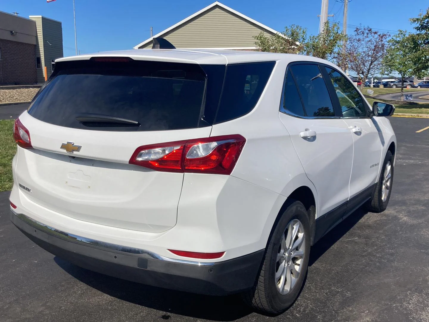 Used 2021 SUMMIT WHITE Chevrolet LT image 7