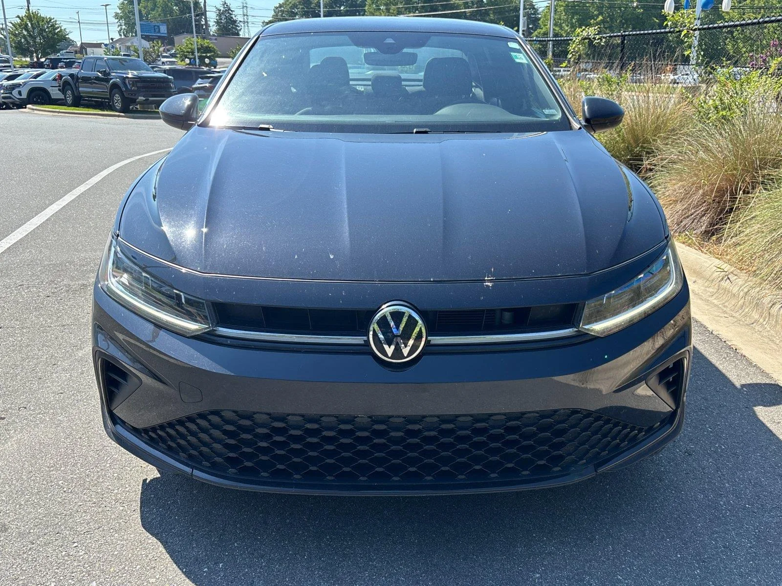 Certified Used 2025  Volkswagen Sport image 8