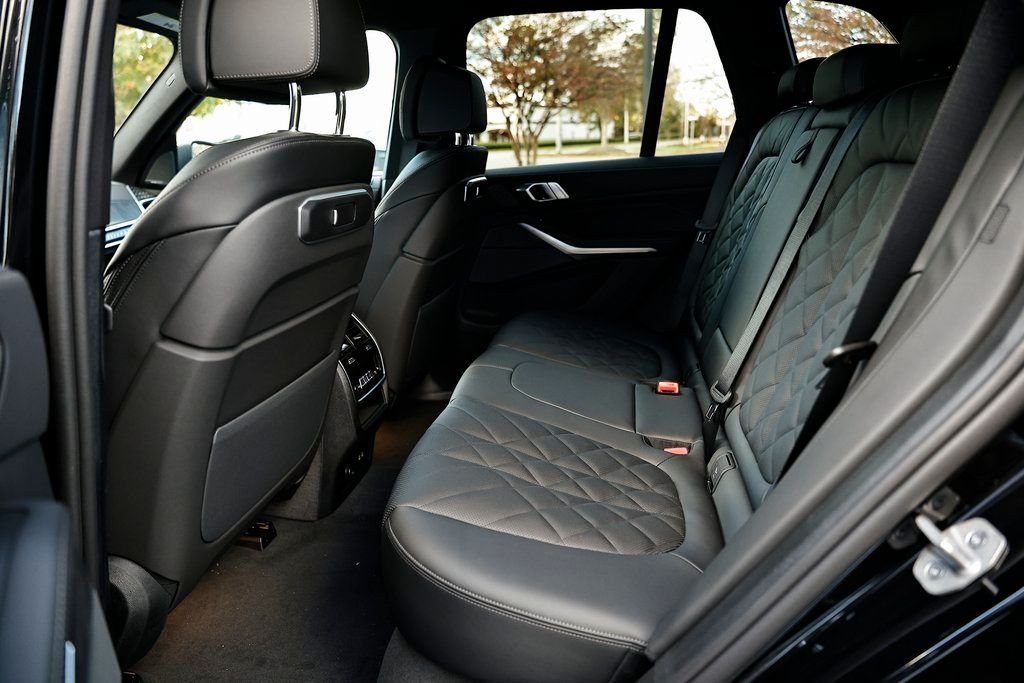 2026 BMW X5 50e - Photo 25
