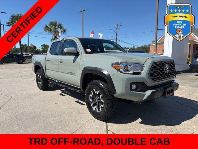 Certified Used 2022 LUNAR ROCK Toyota  image 3
