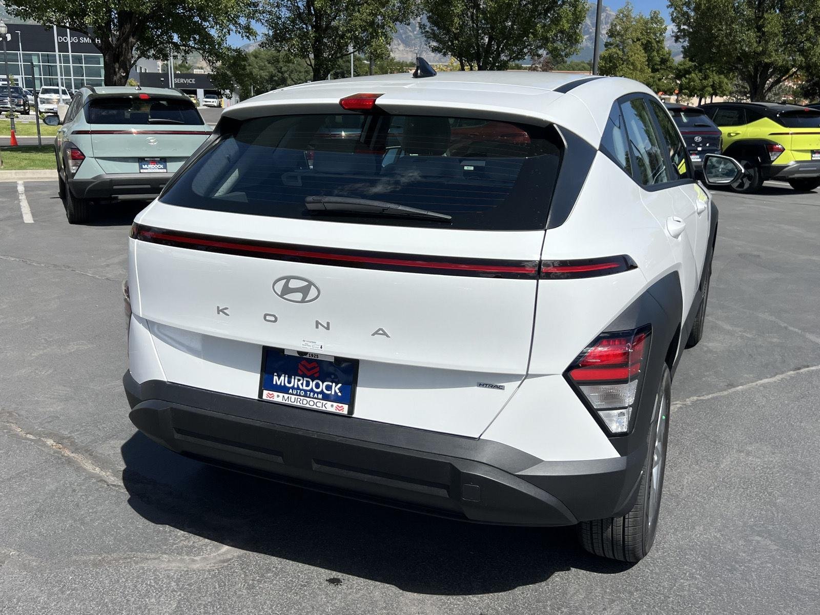 2026 Hyundai Kona SE - Photo 8