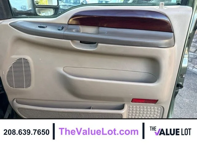 Used 2004 Green Ford Eddie Bauer image 12