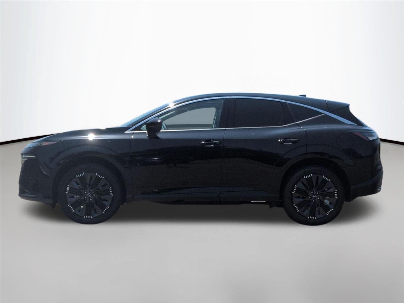 New 2026 Super Black Nissan Platinum image 2