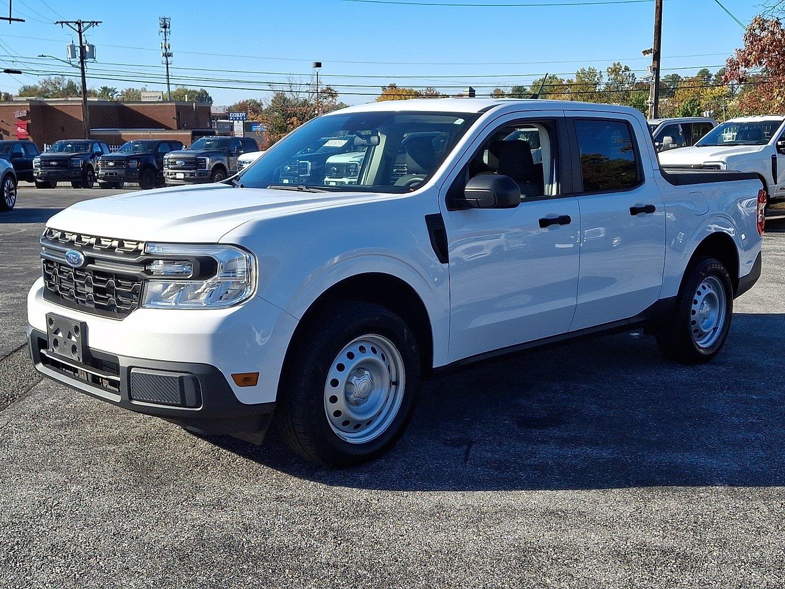 Used 2022 Oxford White Ford XL image 3