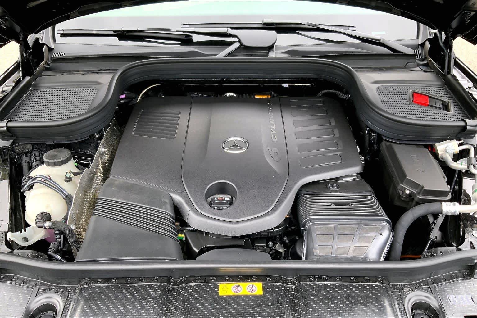 New 2026 Black Mercedes-Benz GLE 450 image 20