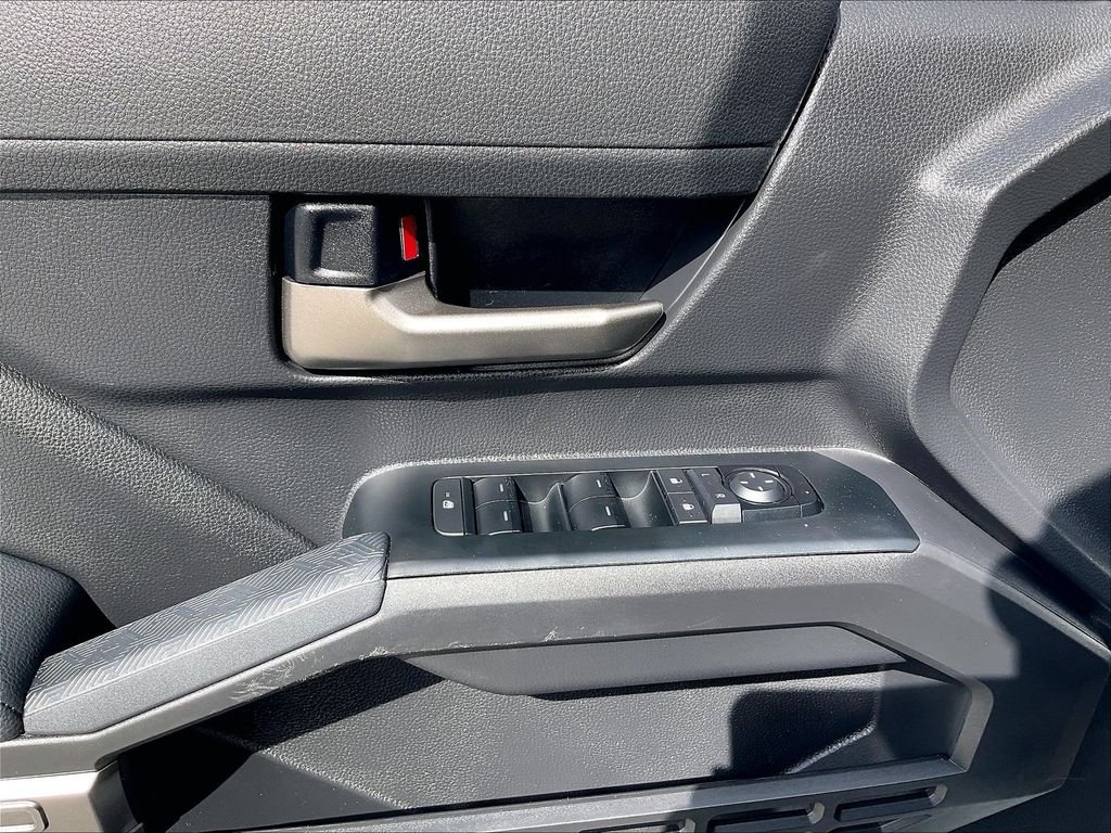 2025 Toyota Tacoma TRD Off Road - Photo 37