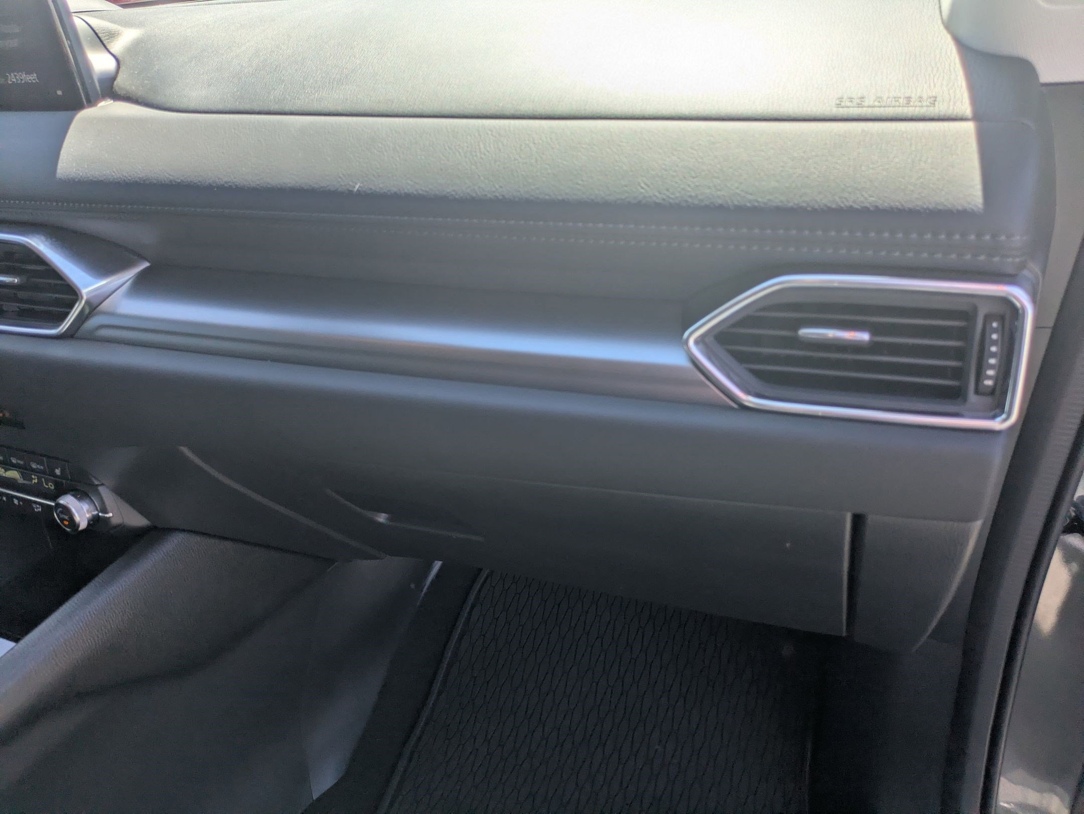 Used 2025 Machine Gray Metallic Mazda 2.5 S Preferred Package image 31