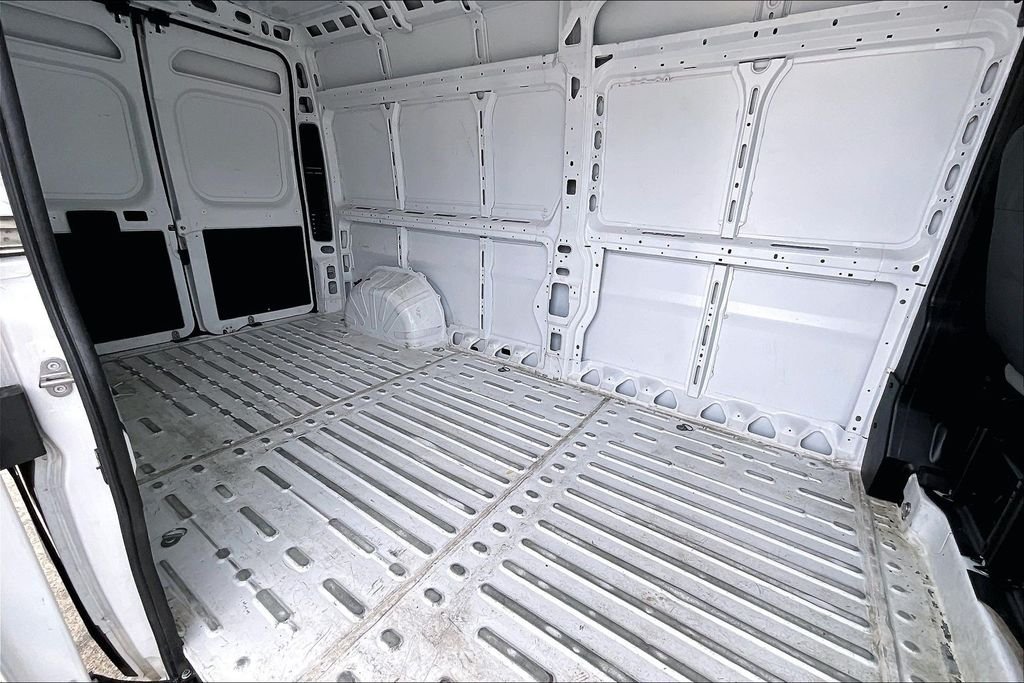 Used 2025 White Ram High Roof image 19
