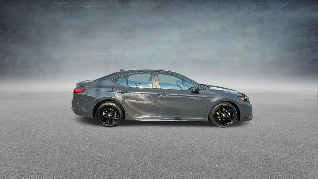 Used 2025  Toyota SE image 30