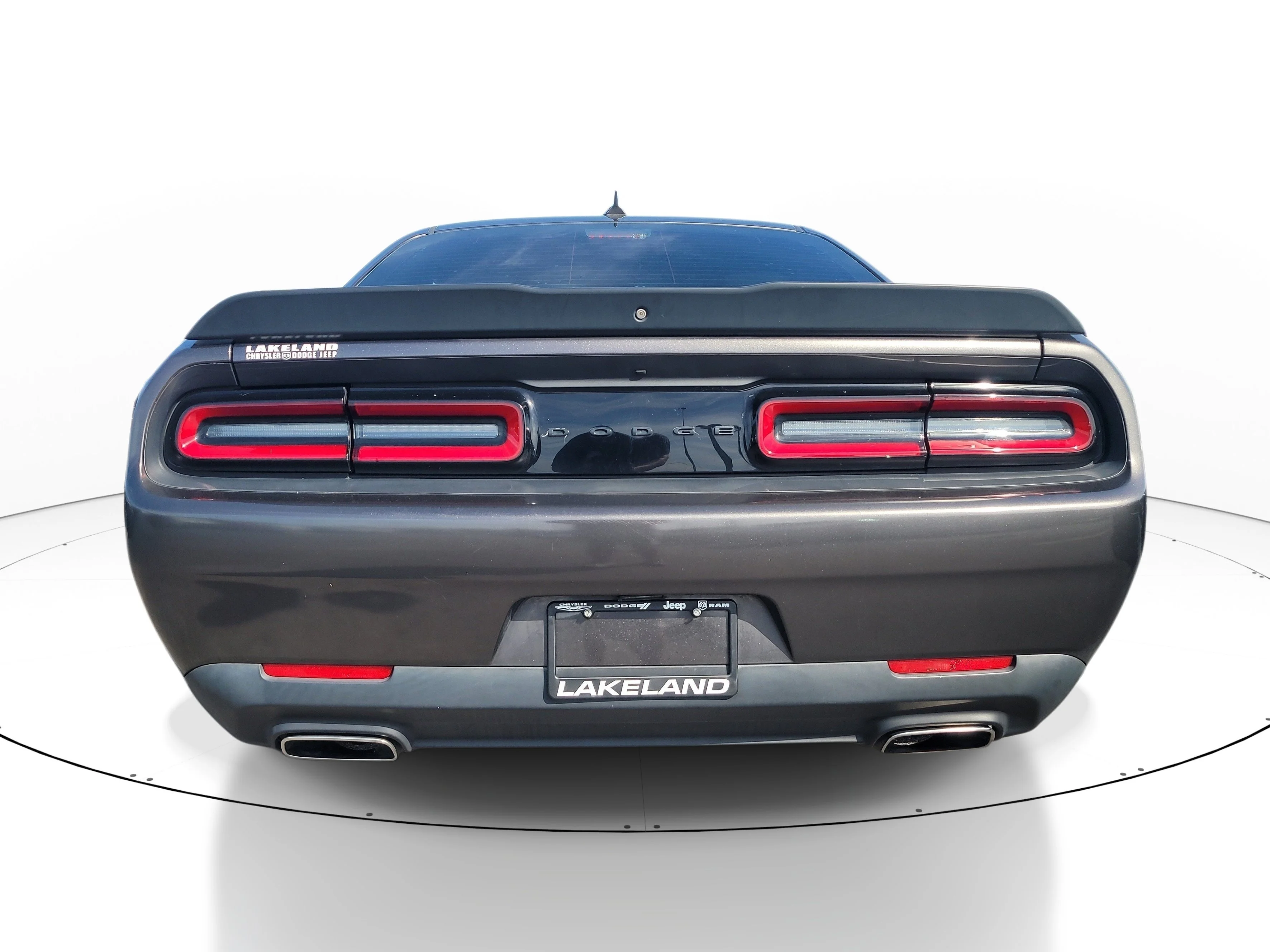 Used 2020 Granite Pearlcoat Dodge SXT image 5