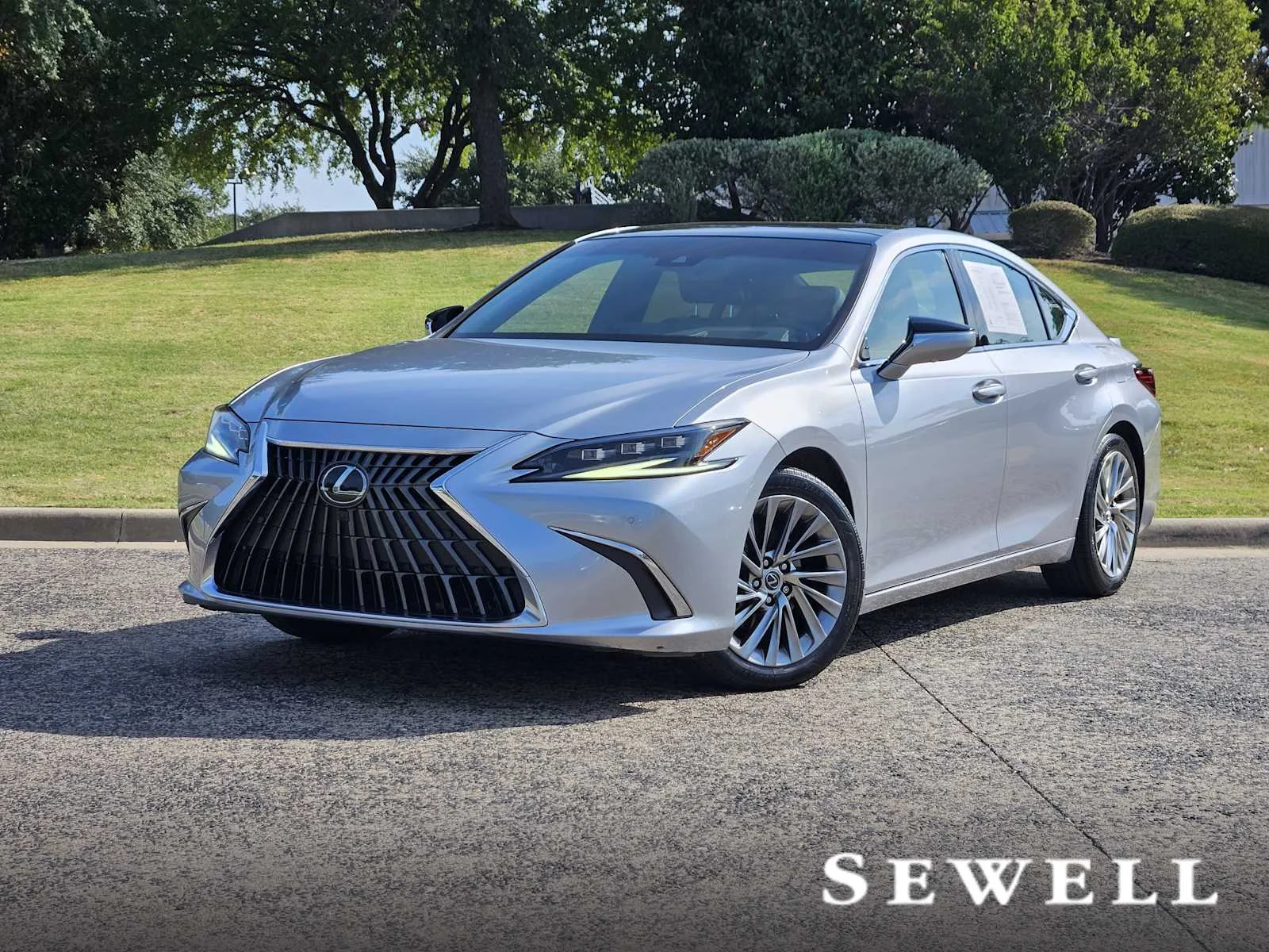 2022 Lexus ES 350 Ultra Luxury